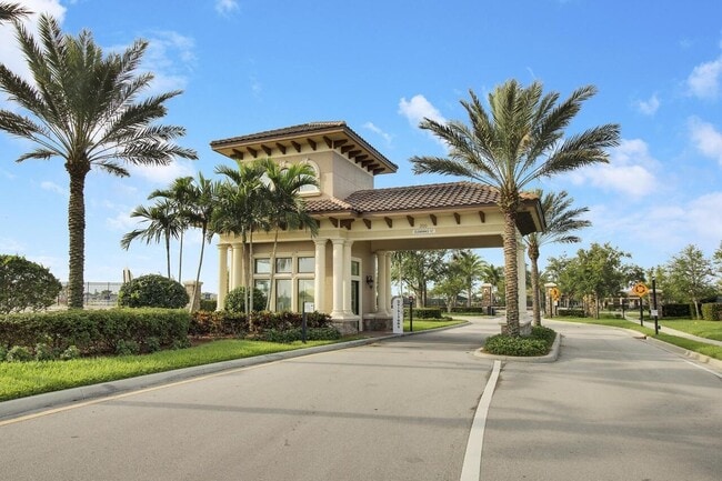 517 SE Crathes St in Port St. Lucie, FL - Building Photo - Building Photo