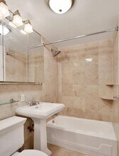 521 E 5th St, Unit 3C in New York, NY - Foto de edificio - Building Photo