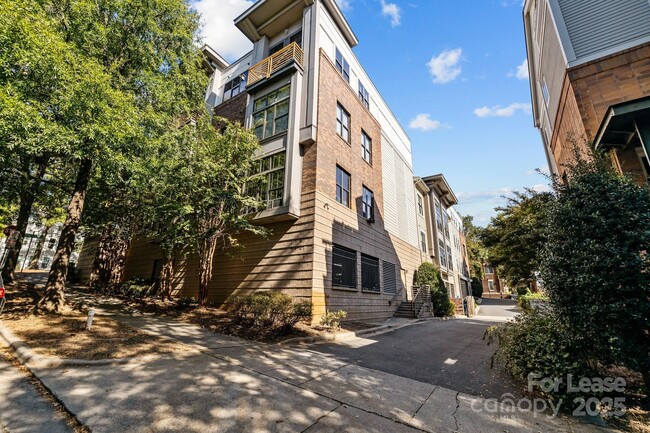 property at 708 N Davidson St