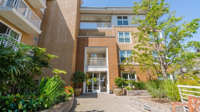 property at 301 Crescent Ct