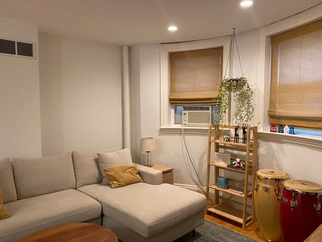 89 Warren Ave, Unit 1 in Boston, MA - Building Photo - Building Photo