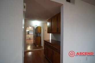 2904 Loch Fern Ct in Bakersfield, CA - Building Photo - Building Photo