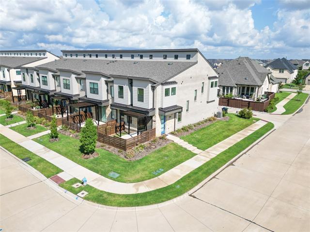 property at 3661 Rosemont Dr