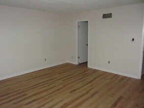 4792 James Kent Ct in Memphis, TN - Building Photo - Building Photo