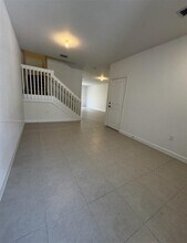 132 SW 184th Way in Pembroke Pines, FL - Building Photo - Building Photo