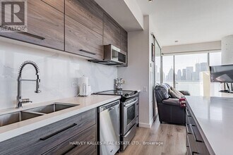 70-3670 Distillery Lane in Toronto, ON - Building Photo - Building Photo