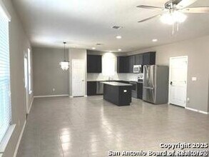 7803 Paraiso Crest in Boerne, TX - Building Photo - Building Photo