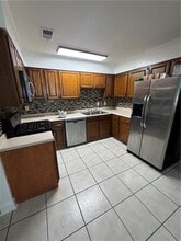 1240 Gaudet Dr in Marrero, LA - Building Photo - Building Photo