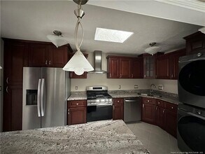 1986 Christopher Way in Fayetteville, NC - Building Photo - Building Photo