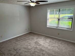 2302 Rocky Brook Rd, Unit 2302 D in Opelika, AL - Foto de edificio - Building Photo