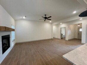 1049 Parker Ln in Pea Ridge, AR - Building Photo - Building Photo