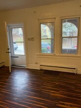 1026 Wallace Ave in Pittsburgh, PA - Foto de edificio - Building Photo