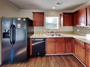 226 Woodcreek Ln in Clayton, NC - Foto de edificio - Building Photo