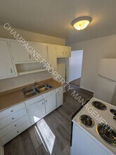 701-703 Deweese St in Grandview, MO - Building Photo - Building Photo