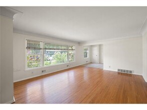 3825 Ewing Ave S in Minneapolis, MN - Building Photo - Building Photo