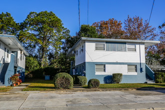 Marshall Arms Apartments in Jacksonville, FL - Building Photo - Building Photo