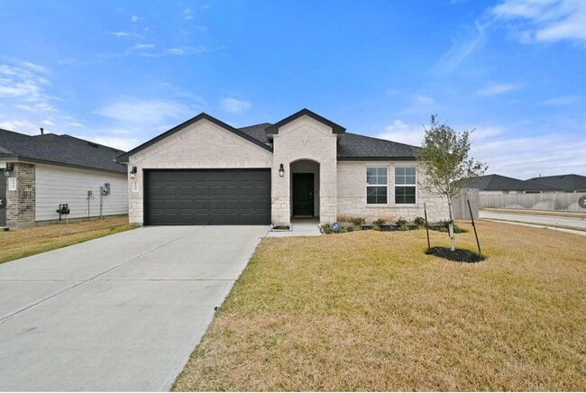 property at 1139 Hughes Crossing Dr