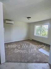 2489 Main St in Hurricane, WV - Building Photo - Building Photo