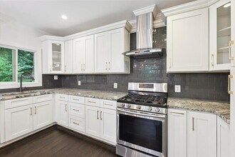 1824 Allison St NW in Washington, DC - Building Photo - Building Photo