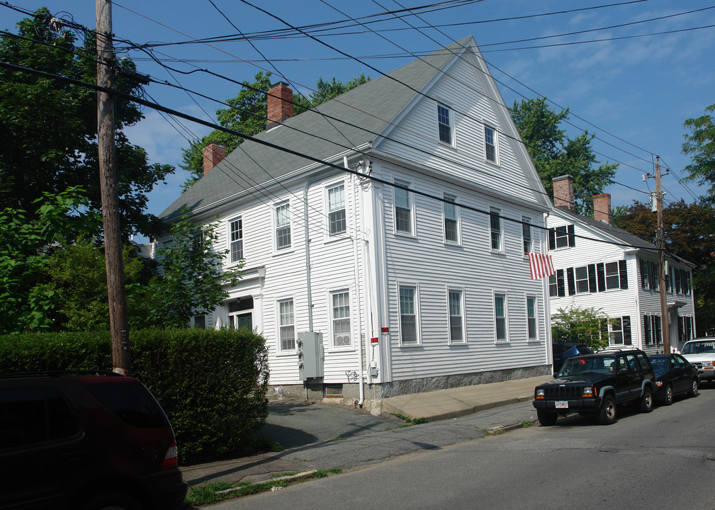 46 Middle St in Newburyport, MA - Building Photo