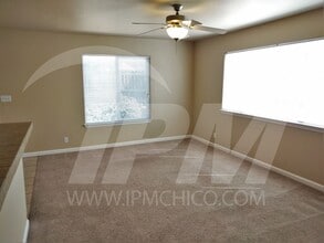 583 Morgan Dr in Chico, CA - Building Photo - Building Photo