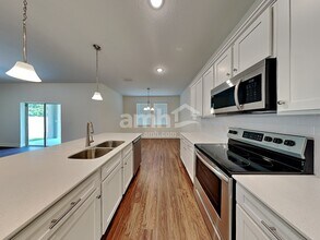 6086 Little Blf Cir in Mascotte, FL - Building Photo - Building Photo