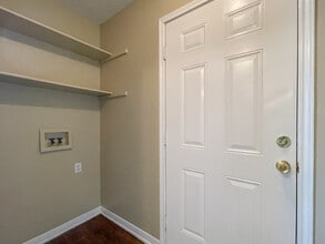 115 Spring Berry Ln in China Spring, TX - Building Photo - Building Photo