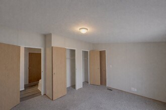 247 Laurel Leah in Oxford, MI - Building Photo - Building Photo