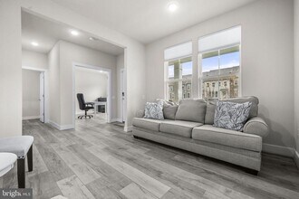 1814 River Heritage Blvd in Dumfries, VA - Building Photo - Building Photo