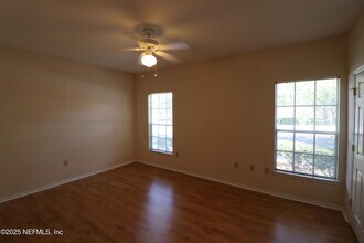10901 Burnt Mill Rd in Jacksonville, FL - Building Photo - Building Photo