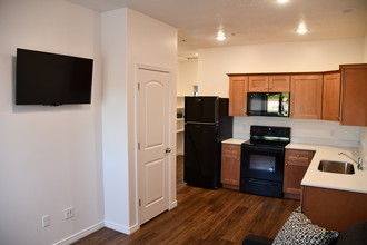 Cedar Pointe Student Housing in Cedar City, UT - Building Photo - Building Photo