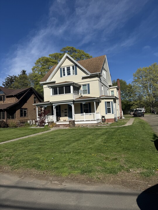 15 Park Pl in East Haven, CT - Building Photo