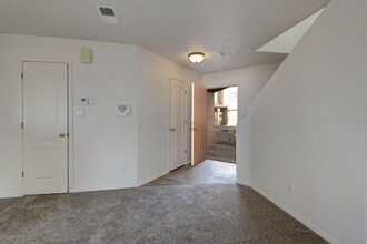 3123 Mountainside Pkwy NE in Albuquerque, NM - Building Photo - Building Photo