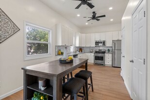 800 N 4th St in St. Charles, MO - Building Photo
