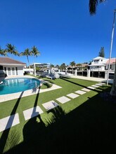 5510 Bayview Dr in Fort Lauderdale, FL - Foto de edificio - Building Photo