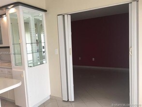 5900 SW 127th Ave-Unit -3216 in Miami, FL - Foto de edificio - Building Photo