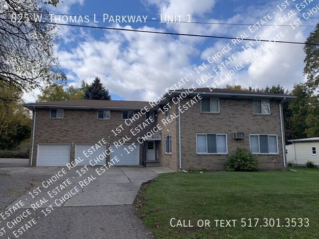 property at 825 W Thomas L Pkwy