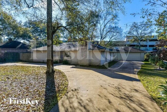 214 Oakwood Dr in Spring, TX - Building Photo - Building Photo
