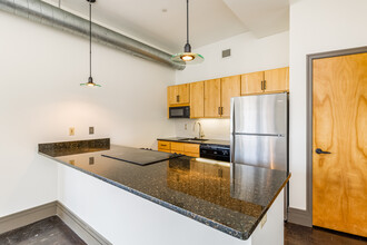 The Flats at Southside Works in Pittsburgh, PA - Building Photo - Interior Photo