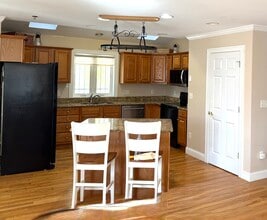 55 Stetson Pl in Danbury, CT - Building Photo - Building Photo