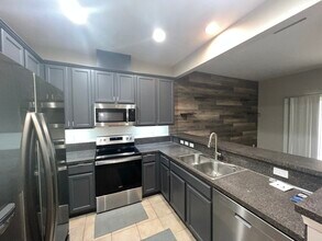 13490 Essence Ct in Jacksonville, FL - Building Photo - Building Photo