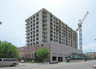 The Granville Condominiums in Chicago, IL - Building Photo - Building Photo