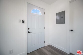 1217 9th St in Santa Monica, CA - Building Photo - Building Photo