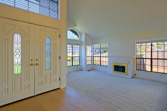 8157 Vía Zapata in Dublin, CA - Building Photo - Building Photo