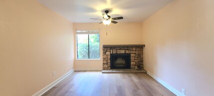 5333 Primrose Dr in Fair Oaks, CA - Building Photo - Building Photo