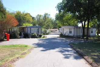 Love Field Mobile Home Park in Dallas, TX - Building Photo - Building Photo