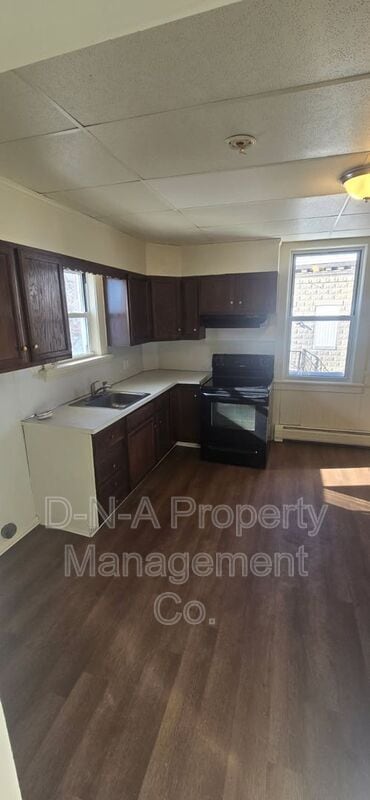 154 Garibaldi Ave in Roseto, PA - Building Photo - Building Photo