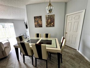 11738 Lynmoor Dr in Riverview, FL - Building Photo - Building Photo