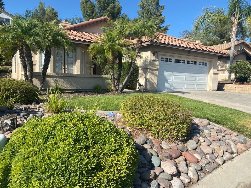 2033 Larkspur Dr in Alpine, CA - Building Photo