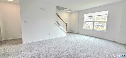 274 Bridgeport Ave in Milford, CT - Building Photo - Building Photo